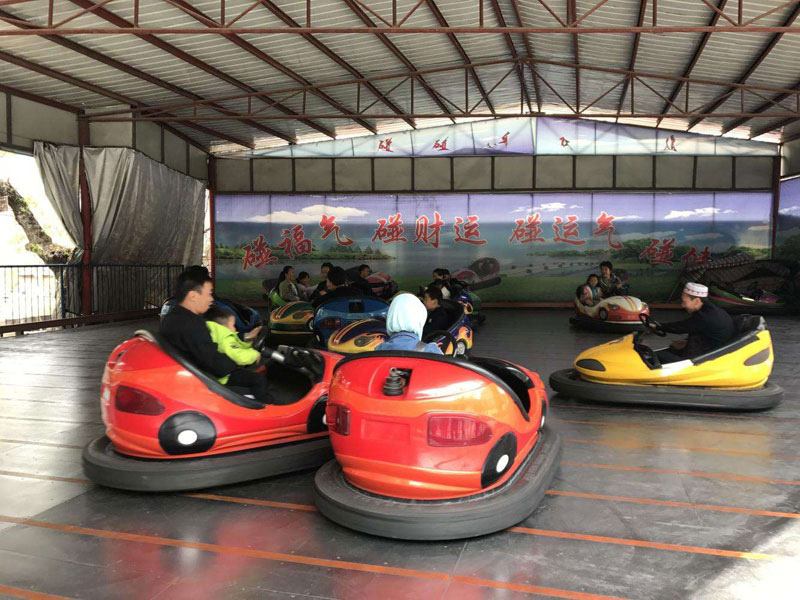 電動(dòng)碰碰車_鄭州碰碰車廠家